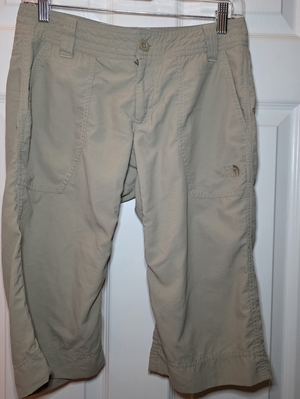 The North Face Pants Women 4 Tan Khaki Cargo Cropped Straight Leg Hiking Outdoor